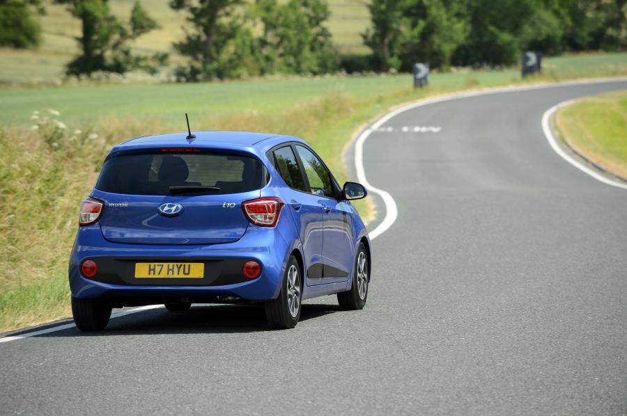  Hyundai i10 2016 года  (UK) (фото 30 из 41)